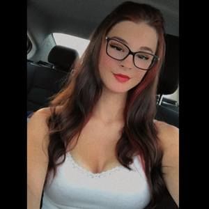 Meet your Posher, Cierra